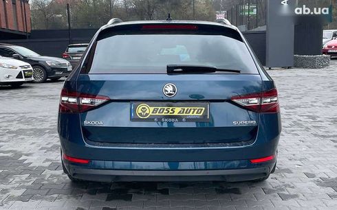 Skoda Superb 2016 - фото 5