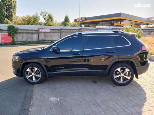 Jeep Cherokee 2020 черный - фото 15