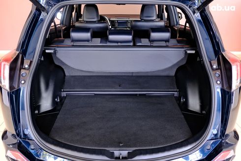 Toyota RAV4 2017 синий - фото 9