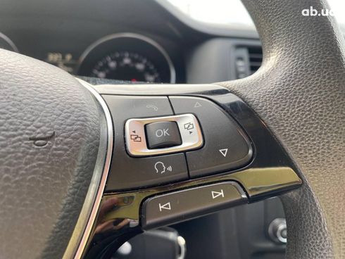 Volkswagen Jetta 2015 серый - фото 20