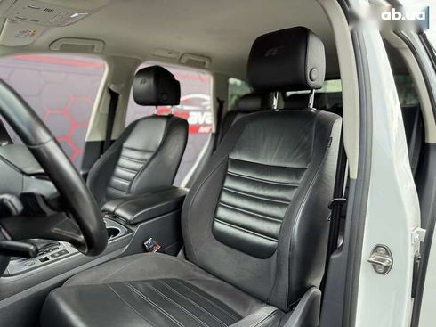 Volkswagen Touareg 2015 - фото 20