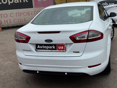 Ford Mondeo 2012 белый - фото 16