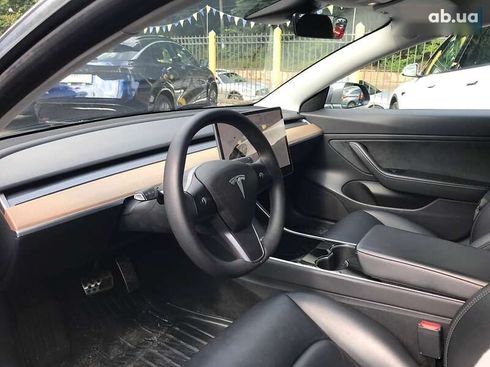 Tesla Model 3 2020 - фото 7
