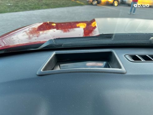 Chevrolet Camaro 2012 красный - фото 23