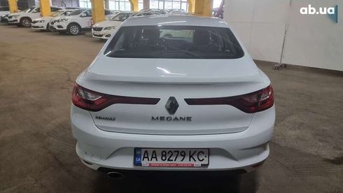 Renault Megane 2019 - фото 17