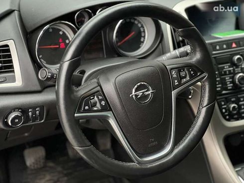 Opel Astra 2012 - фото 27