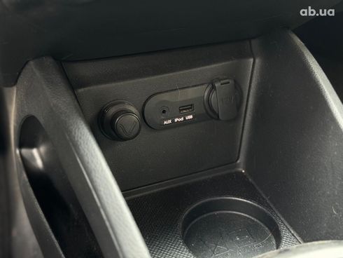 Kia Rio 2013 белый - фото 28