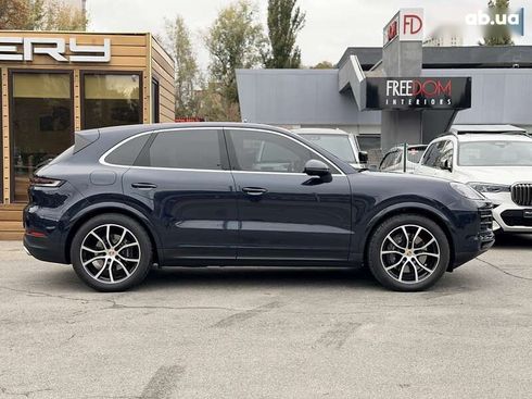 Porsche Cayenne 2023 - фото 6