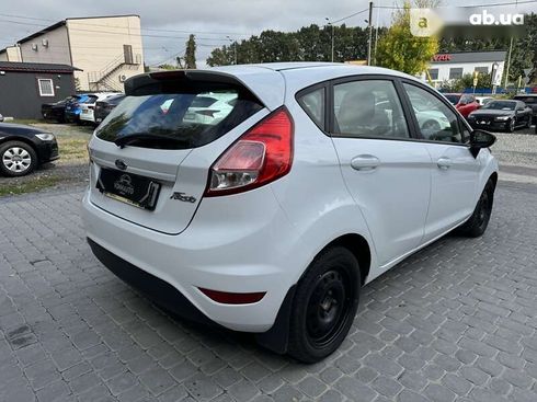 Ford Fiesta 2016 - фото 10