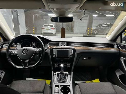 Volkswagen Passat 2015 - фото 9