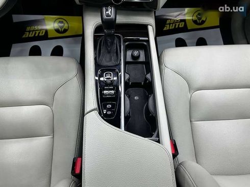 Volvo XC90 2018 - фото 14