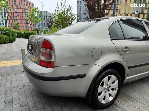 Skoda Superb 2007 - фото 19
