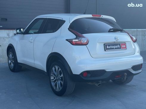 Nissan Juke 2014 белый - фото 16