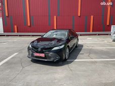 Продаж вживаних Toyota Camry 2020 року - купити на Автобазарі