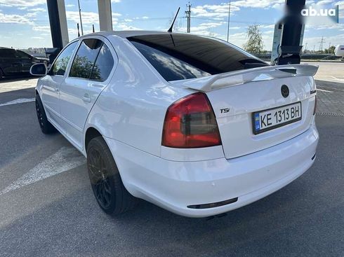 Skoda Octavia 2012 - фото 16