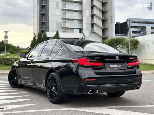 BMW 5 серия 2020 - фото 8