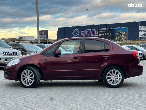 Suzuki SX4 2010 красный - фото 3