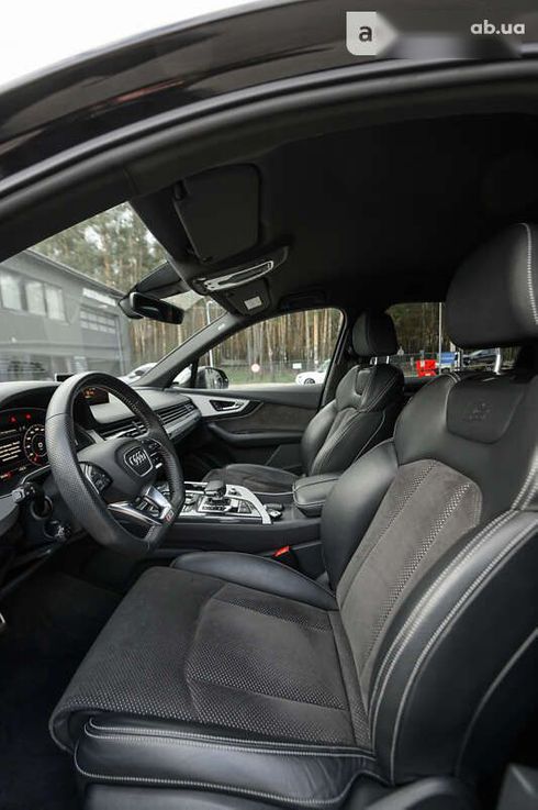 Audi Q7 2019 - фото 23