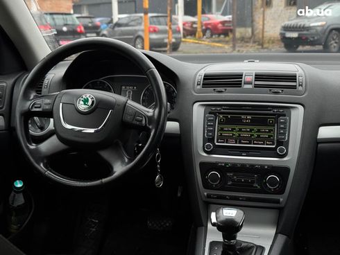 Skoda Octavia 2011 черный - фото 32
