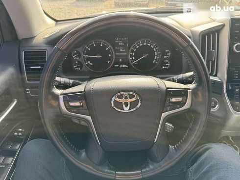 Toyota Land Cruiser 2015 - фото 22