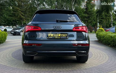 Audi Q5 2018 - фото 6