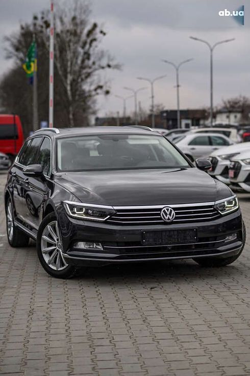 Volkswagen Passat 2019 - фото 6