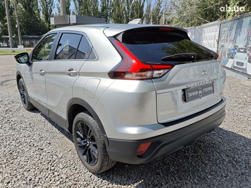 Mitsubishi Eclipse Cross 2023 серый - фото 8
