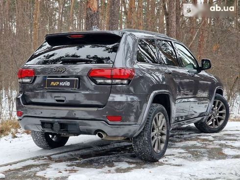 Jeep Grand Cherokee 2016 - фото 6