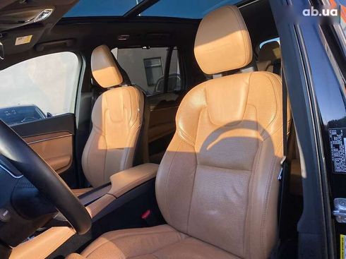 Volvo XC90 2015 - фото 21