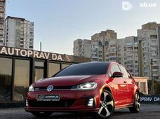 Продажа б/у Volkswagen Golf GTI 2018 года - купить на Автобазаре