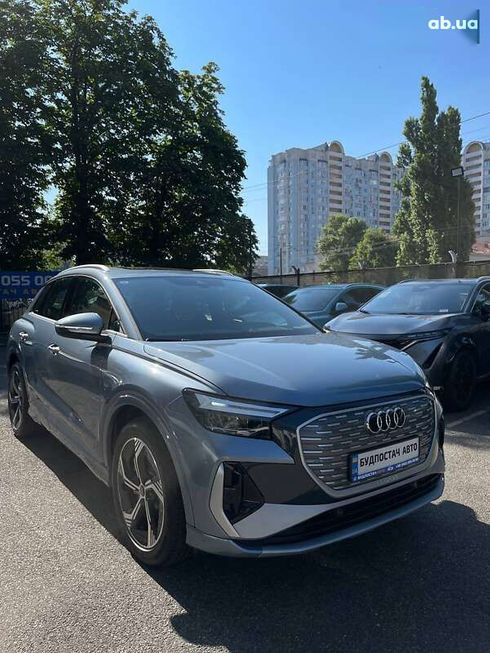 Audi Q4 e-tron 2025 - фото 2