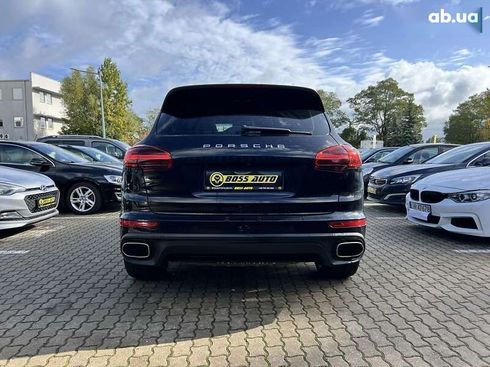 Porsche Cayenne 2016 - фото 6