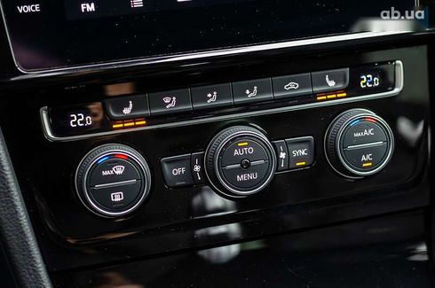 Volkswagen Golf R 2019 - фото 28