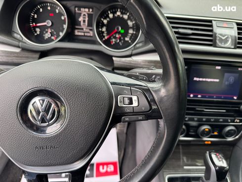 Volkswagen passat b7 2012 серый - фото 19