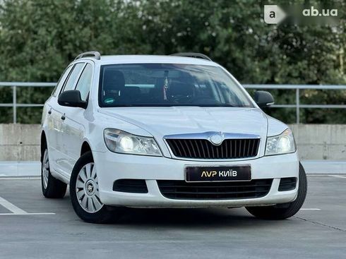 Skoda Octavia 2010 - фото 6