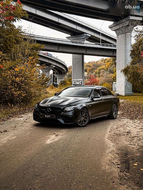 Mercedes-Benz E-Класс 2019 - фото 24