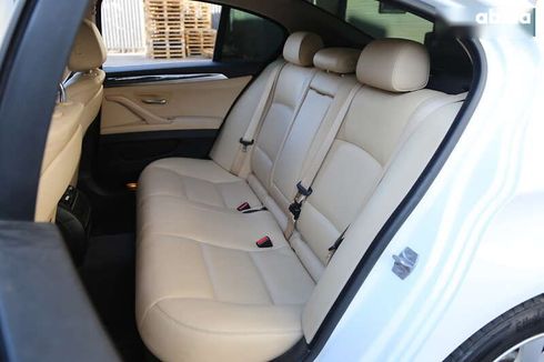 BMW 5 серия 2015 - фото 10
