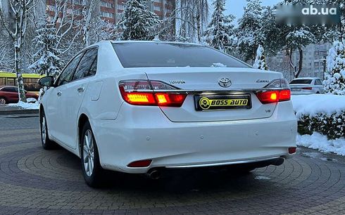 Toyota Camry 2017 - фото 5