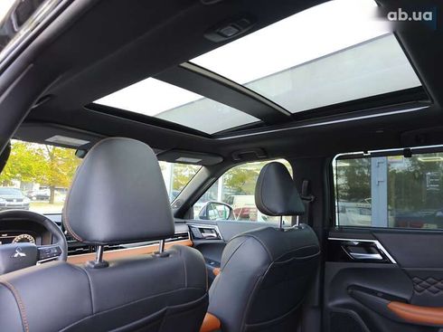 Mitsubishi Outlander 2023 - фото 23