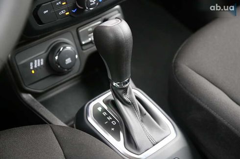 Jeep Renegade 2021 - фото 20