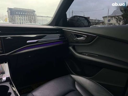 Audi Q8 2018 - фото 23