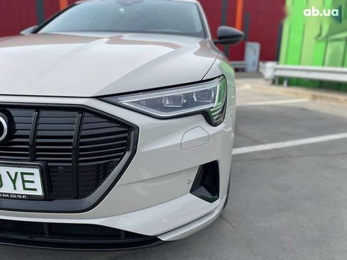Audi E-Tron 2021 - фото 11