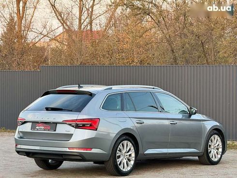 Skoda Superb 2020 - фото 4