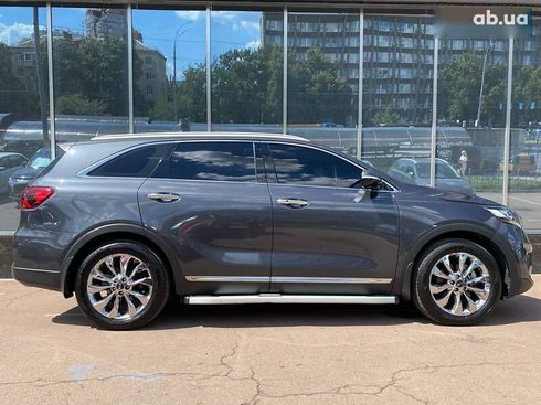 Kia Sorento 2019 - фото 2