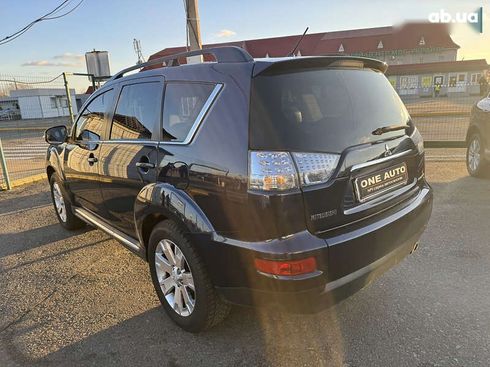 Mitsubishi Outlander 2012 - фото 9