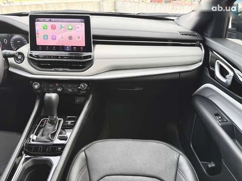 Jeep Compass 2024 - фото 25