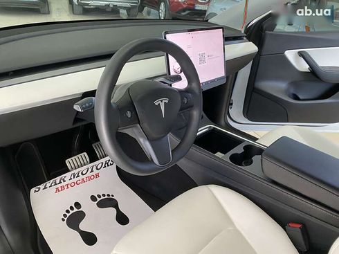 Tesla Model Y 2021 - фото 27