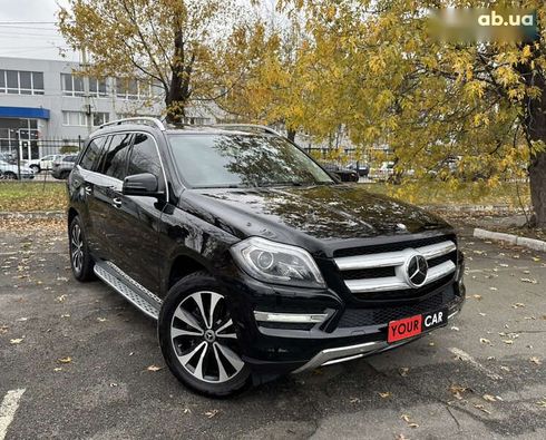 Mercedes-Benz GL-Класс 2015 - фото 15