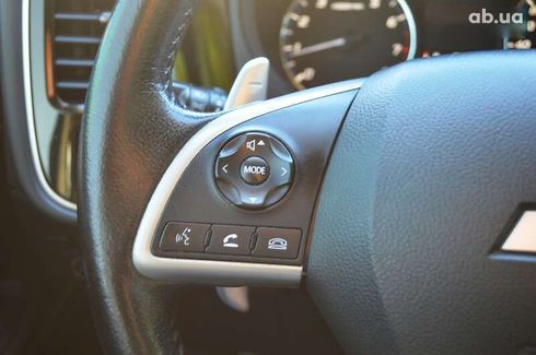 Mitsubishi Outlander 2013 - фото 22