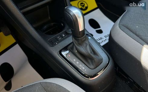 Volkswagen e-Up 2021 - фото 18